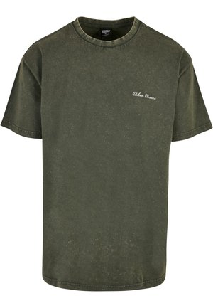 Olivno zeleni bombažni majica s kratkimi rokavi, okroglo izrezano in subtilno izrabljeno teksturo. Značilnosti bele vezenine "Urban Classics" na prsih.