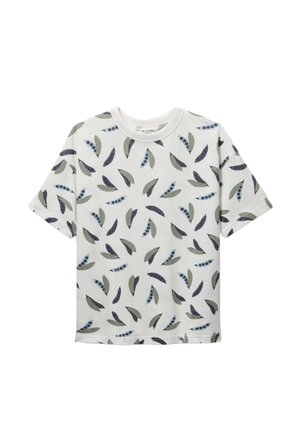 T-shirt blanc à manches courtes avec un motif abstrait dispersé de cosses de petits pois dans des nuances vertes et bleues atténuées.
