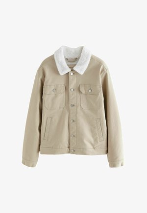 Beige Jeansjacke mit einem weißen Kunstfellkragen, zwei Brusttaschen und einer Seitentasche, ausgestattet mit silbernen Druckknöpfen und einer lockeren Passform.