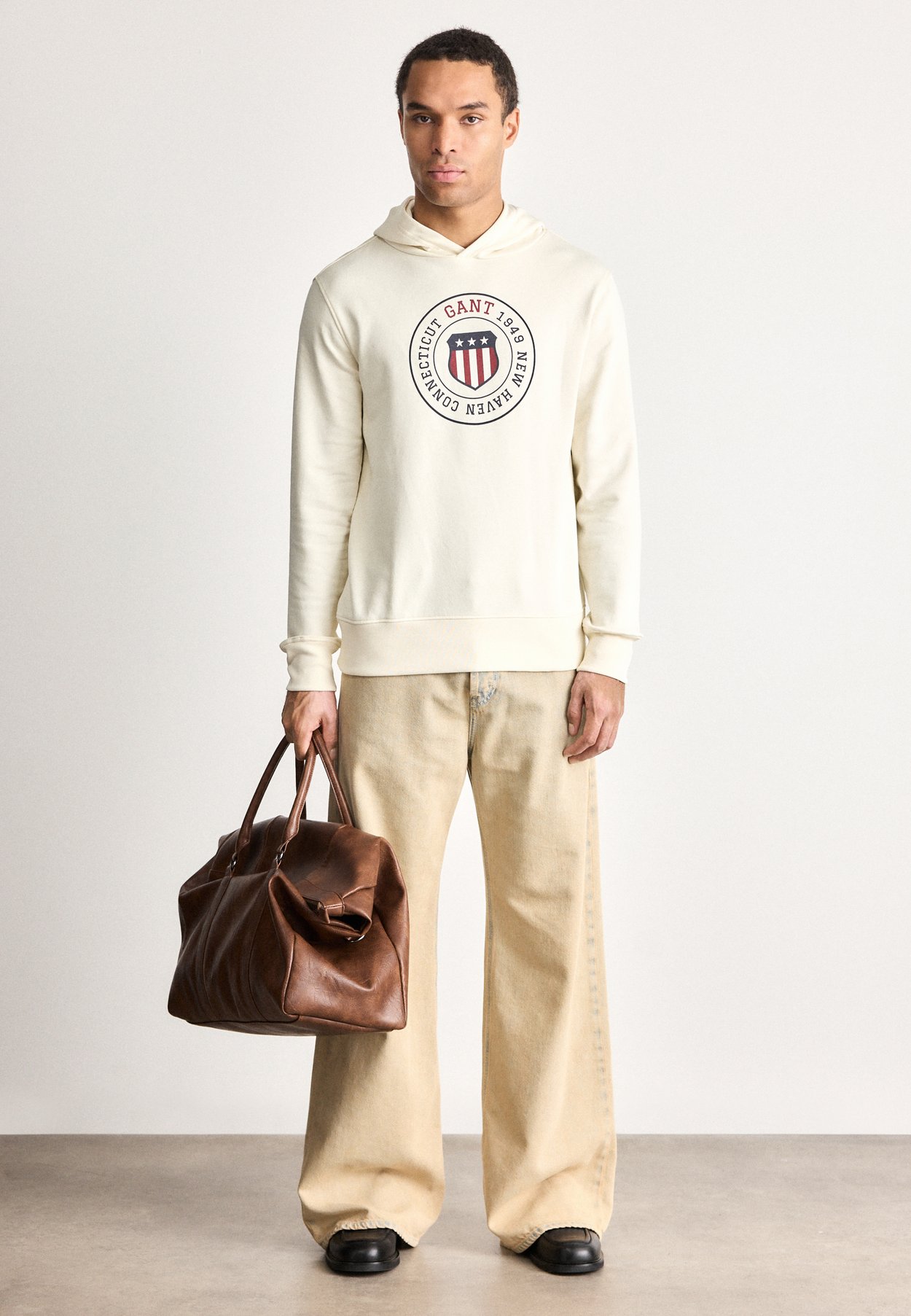 GRAPHIC HOODIE
