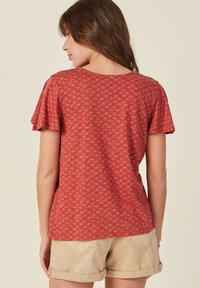 BONOBO Jeans UMWELTFREUNDLICHES - Camiseta estampada - vieux rose