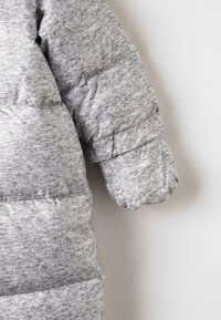 GAP Mono para la nieve - grey