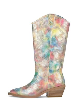 Bota estilo vaquero con patrón multicolor de teñido anudado en tonos pastel, punta puntiaguda, costuras decorativas y tacón apilado de madera.