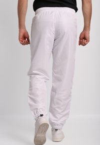 Sergio Tacchini CARSON - Jogginghose - blanc/ anthracite