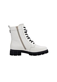 Stivale bianco alla caviglia con una finitura in pelle liscia, dotato di una zip laterale, lacci neri e una suola nera robusta con una presa texture.