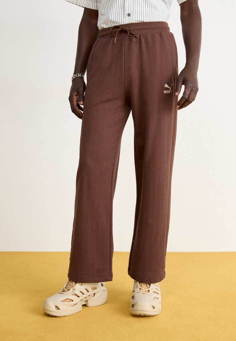 Puma RELAXED TRACK PANTS - Trainingsbroek - espresso brown