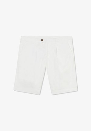 Bílé krátké kalhoty na míru s poutky na opasek, předním zapínáním na knoflík, bočními kapsami a čistým, minimalistickým designem.
