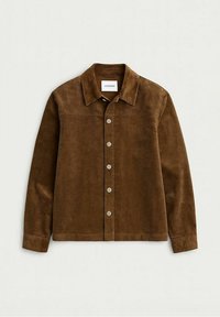 Bruine corduroy overhemdjas met een klassieke kraag, knopen aan de voorkant en lange mouwen. Heeft een gladde textuur en een strak design.