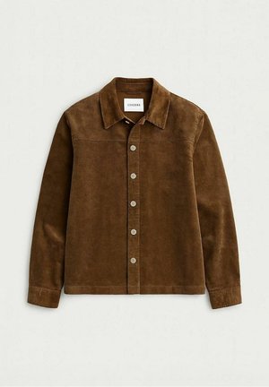 Brun kordfløyels skjortjakke med klassisk krage, knappestolpe foran og lange ermer. Har en glatt tekstur og et rent design.