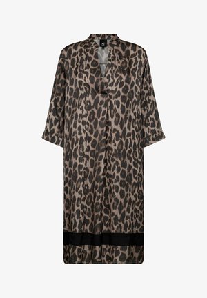 Kimono z leopardjim potiskom, izdelan iz lahkotnega blaga, z V-izrezom, 3/4 rokavi in črnim poudarkom na robu.