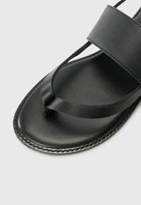 Marc O'Polo BABETTE - T-rihmaga sandaalid - black