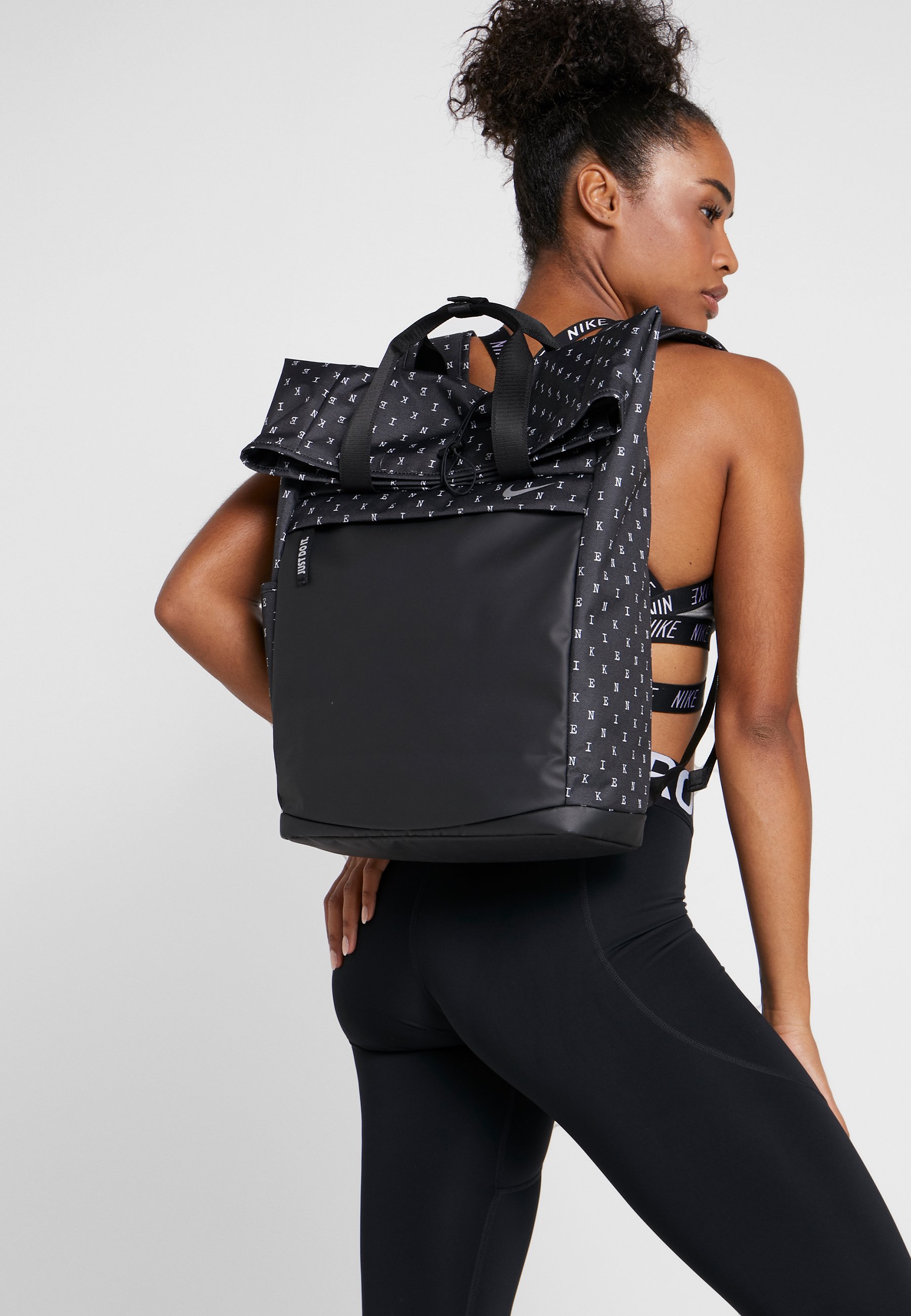 nike performance radiate