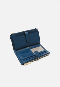 MICHAEL Michael Kors JET SET WRISTLET - Piniginė - blue