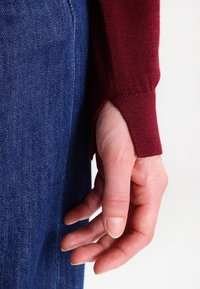 Dorothy Perkins Strickpullover - dark red