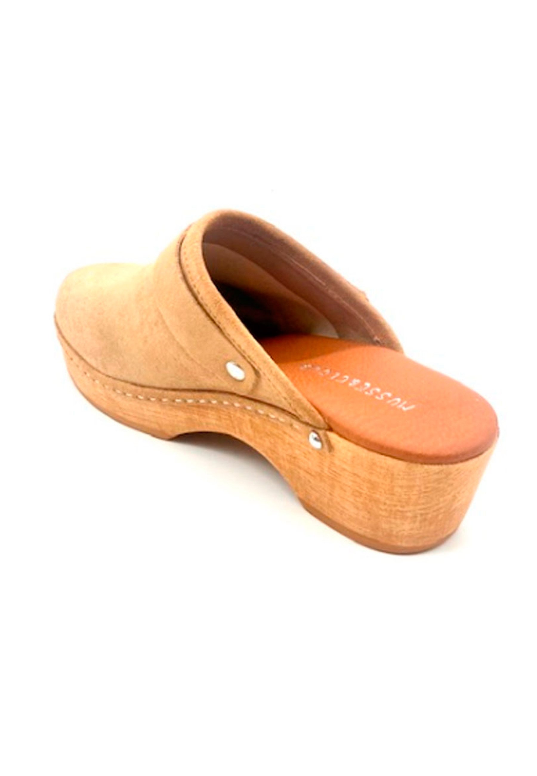 Comprar Zueco Mctrucky negro Musse \u0026 Cloud online