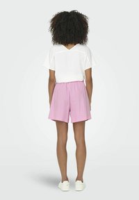 ONLY ONLAUGUSTA  - Shorts - bonbon