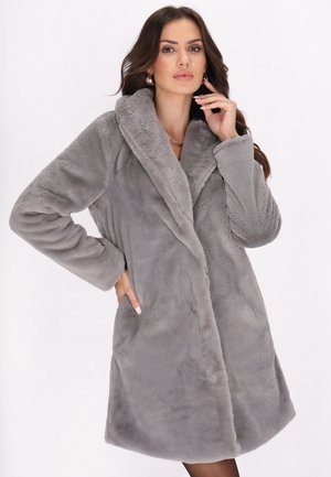 Cappotto invernale - grau