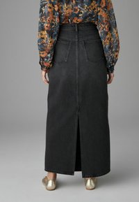 Next REGULAR FIT - Maxinederdele - black