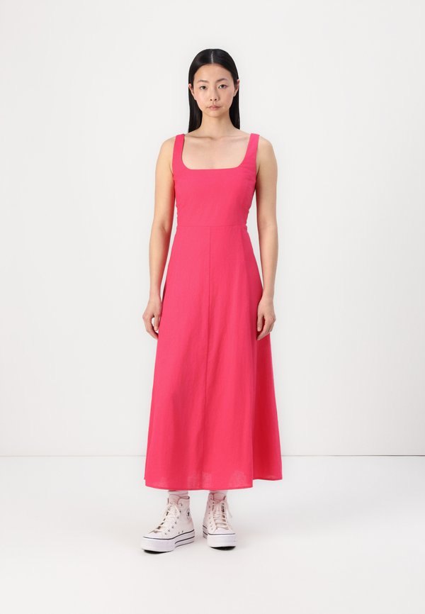 SQUARE NECK MAXI  - Maxi dress - raspberry