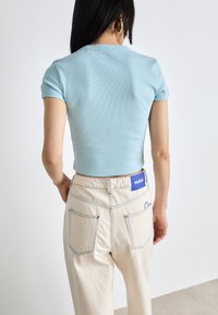 HUGO - T-shirt basic