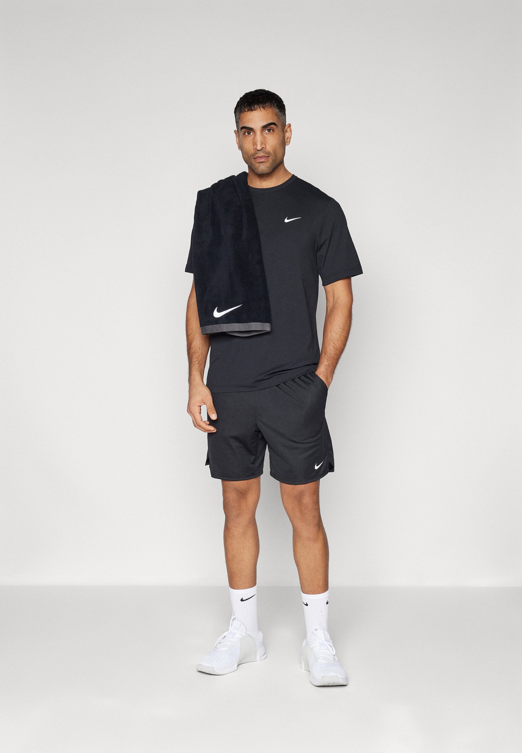 nike athlete shirt schwarz