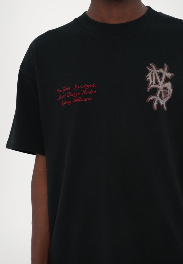 PLAYOFF EKCESS TEE - Print T-shirt4