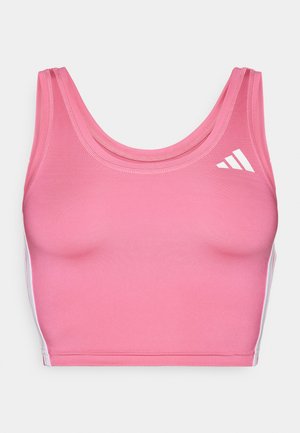 Crop top de sport rose en matériau élastique, avec un col rond et des accents de logo blancs sur le côté gauche.