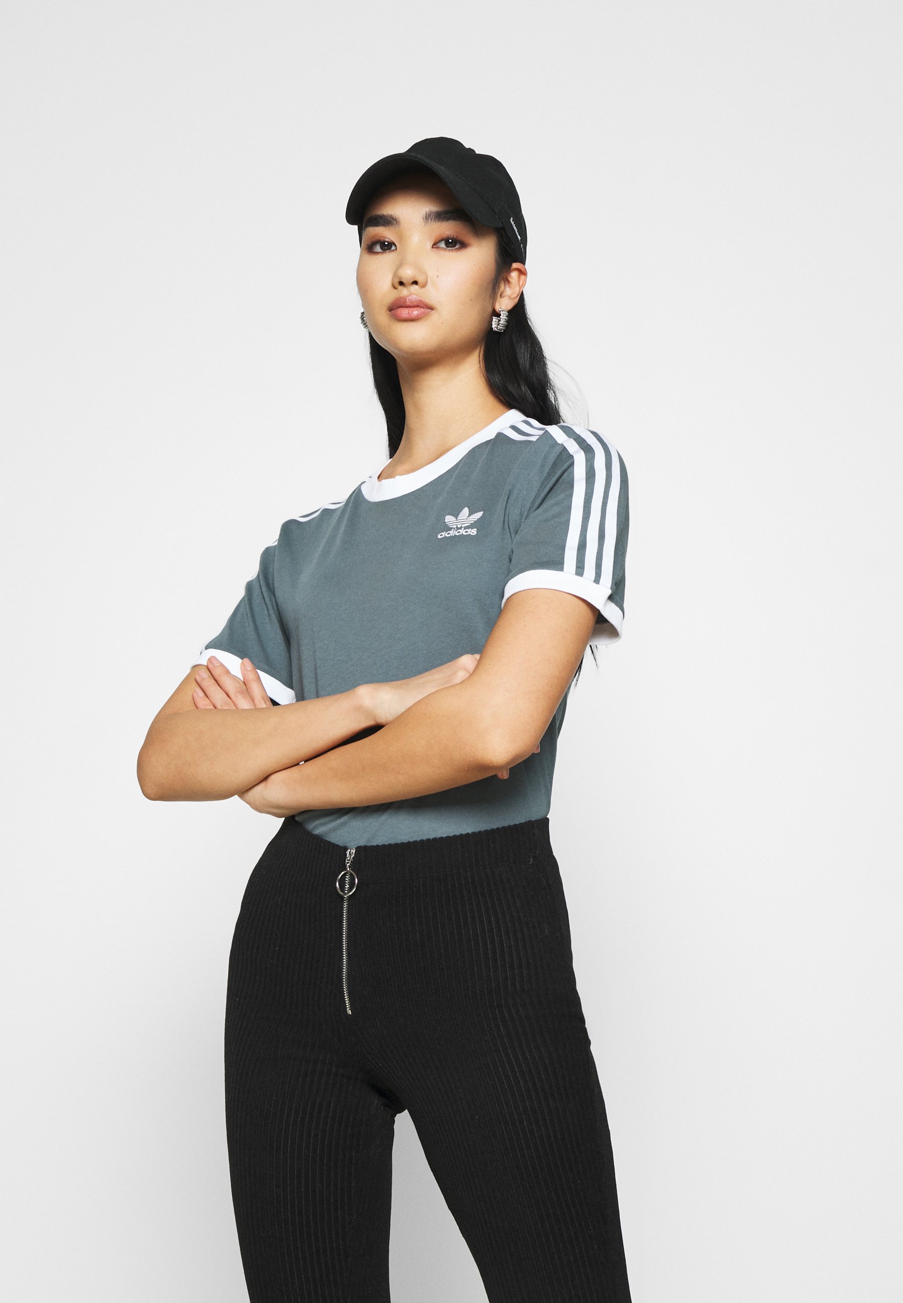 adidas crop top t shirt