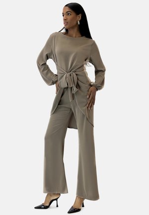 SET - Blouse - braun