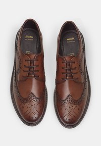 Bata Stringate - braun
