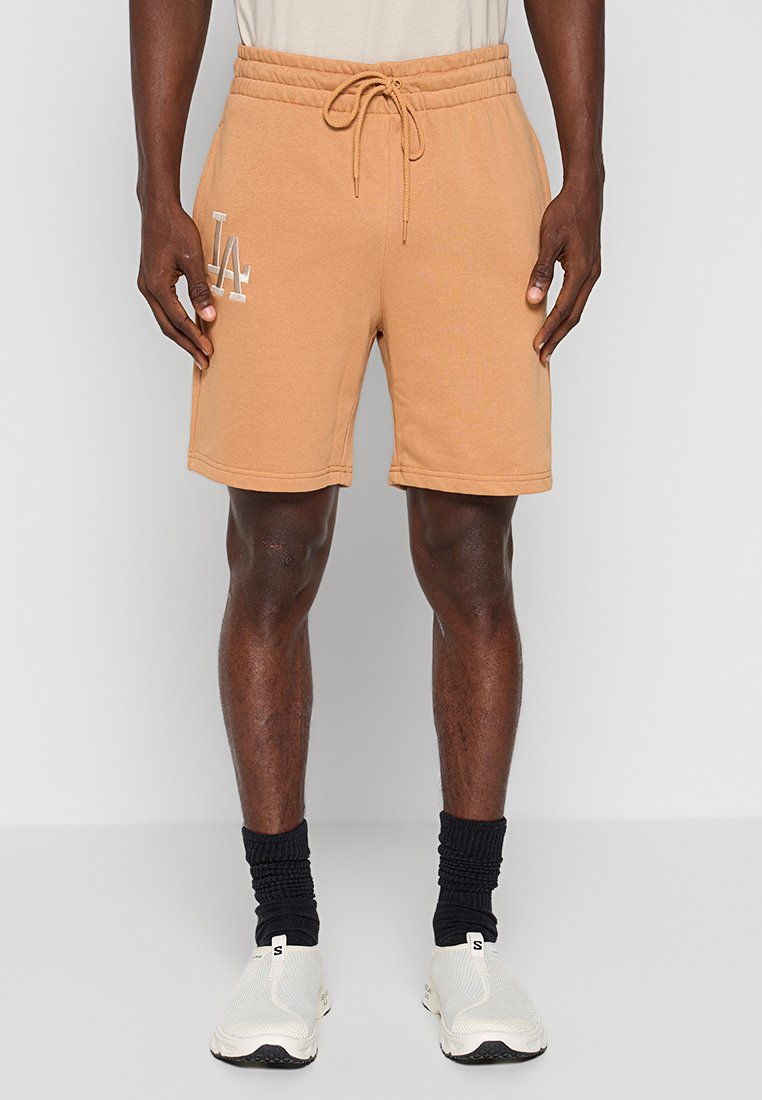 new era Shorts abrikoos new era Shorts abrikoos