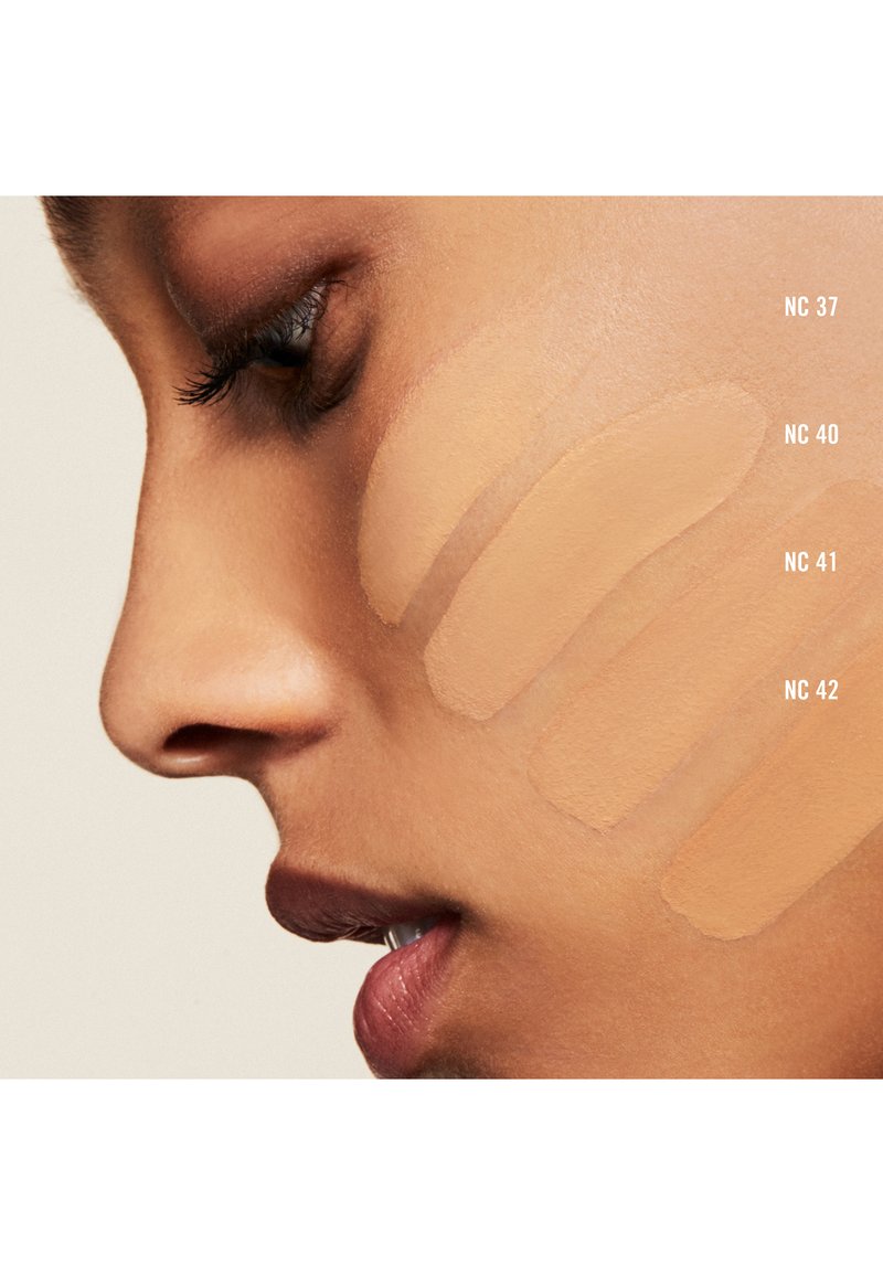 Mac Studio Fix Fluid Spf15 Foundation Fond De Teint Nc 42 Non Defini Zalando Fr