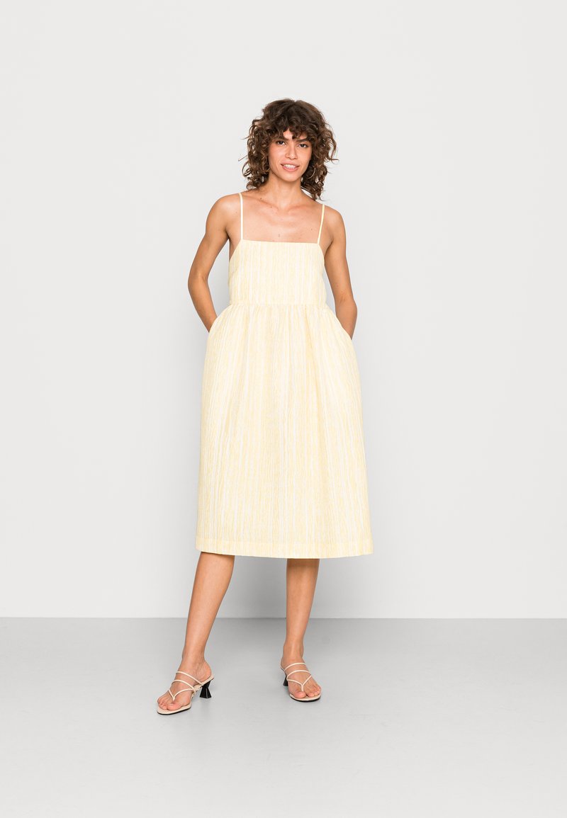 Cras SADIE DRESS - Vestido de dia - popcorn yellow