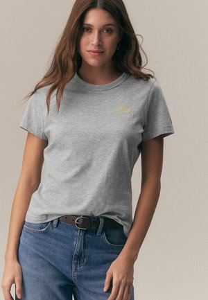 REGULAR FIT - ESSENTIAL SHORT SLEEVE CREW NECK - Nyomott mintás póló - grey signoff 'oui' graphic