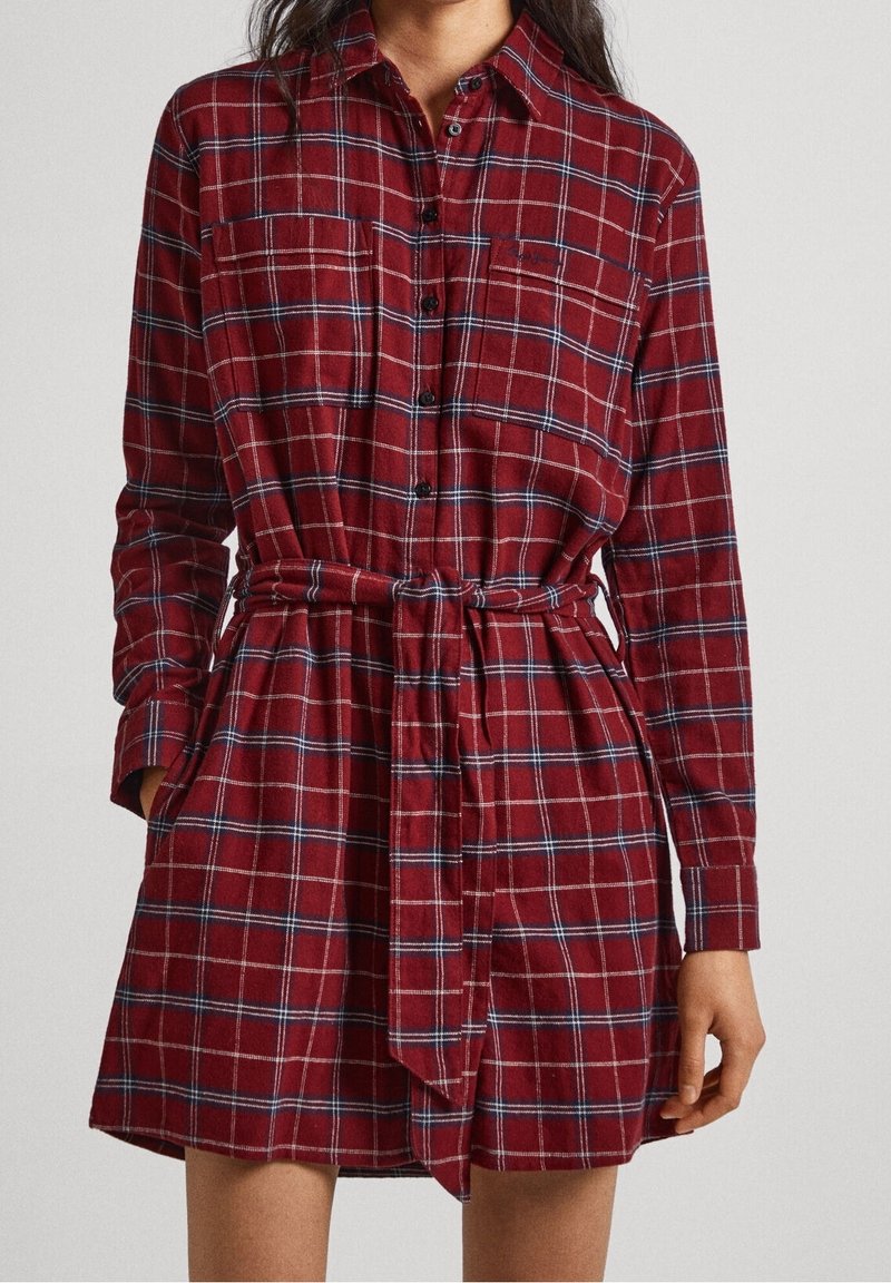 Pepe Jeans Robe chemise - red