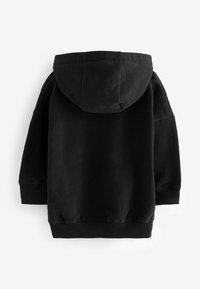 Hoodie noir en tissu doux, avec une grande capuche, des poignets et un ourlet côtelés. Texture lisse avec des coutures minimales visibles.