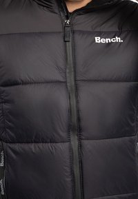 Bench Vinterjacka - black