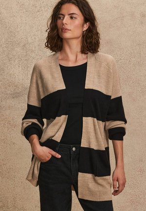 Next REGULAR FIT - Neuletakki - black and camel brown stripe