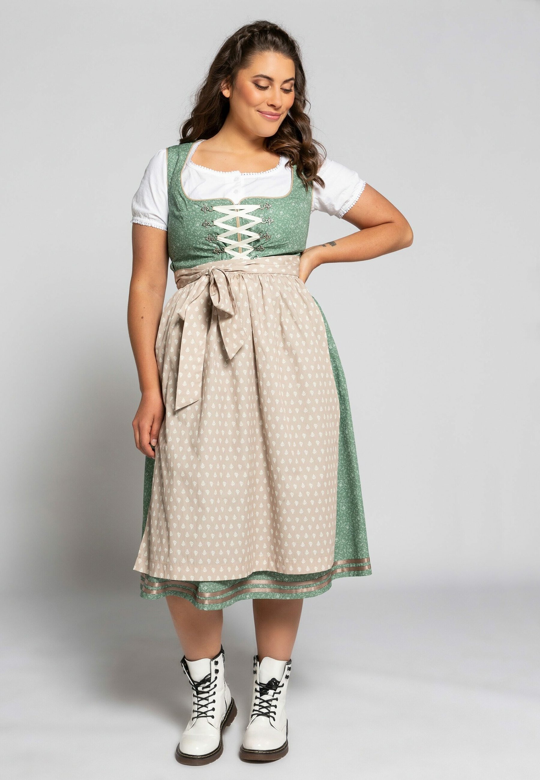 dirndl grande taille