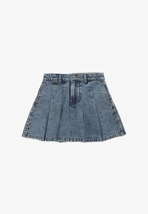 Dżinsowa mini spódnica z przednimi zakładkami, szlufkami na pasek, zapięciem na guziki i zamek, ozdobiona metalowymi ćwiekami wzdłuż bocznych szwów.