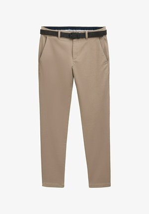 Pantalons beige slim-fit avec poches avant et ceinture noire, présentés sur fond blanc.