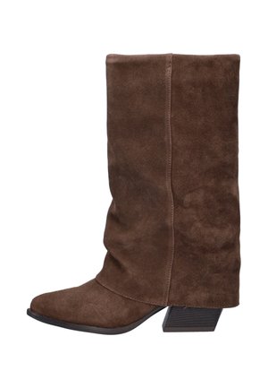 Brauner Wildleder-Stiefel bis zur Mitte der Wade mit leicht schlaffem Schaft, niedrigem Blockabsatz und abgerundeter Spitze.