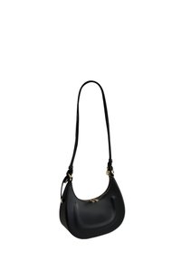 Sac à main en cuir noir avec une forme courbée, une seule sangle ajustable, des accents en matériel doré et une fermeture éclair. Texture lisse.