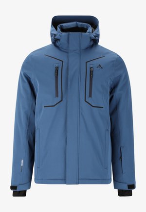Blauwe waterdichte jas met een hoge kraag, twee borstzakken, ritsen en zwarte accenten. Kenmerkt zich door een zachte textuur en verstelbare manchetten.
