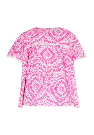 Lyhythihainen pusero, jossa on vaaleanpunainen ja valkoinen tie-dye-kuvio, pitsikoristukset rinnassa ja hihojen reunoissa sekä pyöreä pääntie, jossa takana nappikiinnitys.