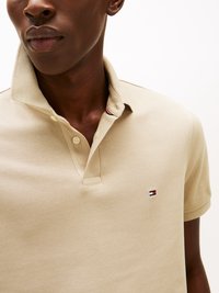 Tommy Hilfiger REGULAR - Polokošeľa - sandalwood