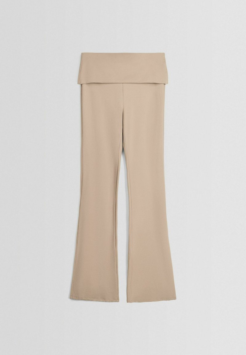 Bershka Broek camel Bershka Broek camel