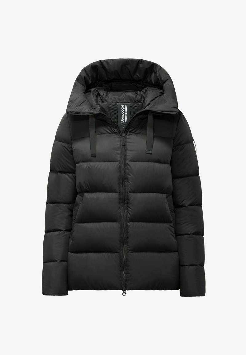 Giubbotto imbottito nero con cappuccio, chiusura con zip e design trapuntato con segmenti orizzontali. Le cinghie regolabili accentuano il cappuccio.