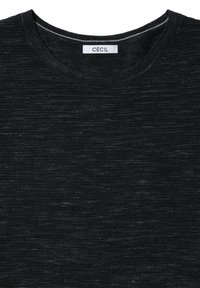 Zwarte gebreide trui met een ronde hals, voorzien van een gestructureerd patroon en een subtiele glans. Het label aan de binnenkant van de hals leest "CECIL".