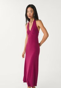 Stradivarius MIDI WITH KNOT - Jerseyklänning - pink